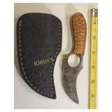 Damascus steel hunting & skinning knife w/sheath