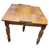 oak dining table w/1 leaf 38" x 42" & leaf