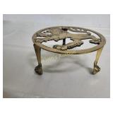 lion brass ball & claw kettle stand, trivet pedesd