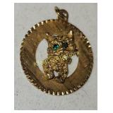 14K yellow gold emerald eyes kitty kat pendant