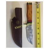 fixed blade hunting knife damascus & leather sheat