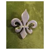 sterling silver fleur de lis brooch pin  7.5 grams
