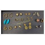 lot of 12 vintage earrings, Napier also