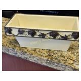 MCM tin Painted flower planter w/ tin leaf edge to