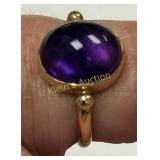 14K yellow gold & amethyst cabochon ring