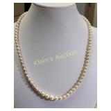 pearl necklace w/silver clasp 17"