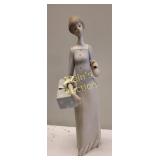 LLadro porcelain figurine the dressmaker  14" Tall