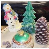 lot of 4 holiday candles plus display plate