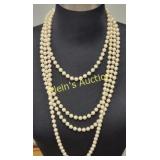 2 vintage pearls necklaces hand knotted