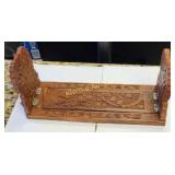 vtg rosewood hand carved book stand expands!