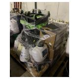 Lot #71 Rolling Mechanics Stools 7 Sprayers