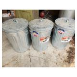 trash cans with lids