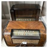 #117 Lot of 2Incl. RCA Victor model 66/3 B 25427,Standard A.M/F.M. Victor 
