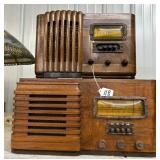 #118 Lot of 2 Tabletop Radios Incl. Coronado, Sparton