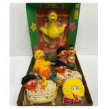 #155 Lot of Novelty Radios Incl, Dancing Big Bird NIB, Ernie, Ernie & Burt