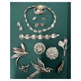 Sterling Jewelry incl. Pins, Bracelets, etc.