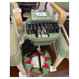 #637 Avocado Green Telescopic Stenograph with Travel Case & Cord by Lektro Graph