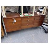 #638  Stow Davis Credenza with Steel Legs and Drawer Pulls and 7 Pull out Drawers