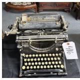#416 Antique Underwood Typewriter