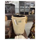 #449 15 Gallon Crock (chip on inside)