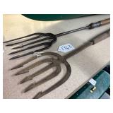 #1763 (2) Large Frog Spears