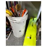 #1788 Ice Fishing Bucket & Planer Boards