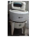 1945 Maytag Wringer Washing Machine