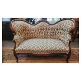 Early 20th Century Victorian Style Parlor Settee