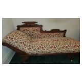 Elegant Antique Victorian Eastlake Fainting Couch