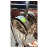 Yale 1.5 Ton Chainfall