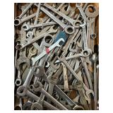 Box Lot: Various Wrenches Box Lot: Various Wrenches