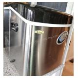 Mr. Freeze Ice Making Machine