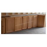 Group of Kitchen Cabinets w/ Raised Doors