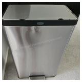 Rubbermaid Stainless Steel Garbage Can