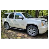 2010 GMC Yukon Denali AWD SUV - Runs & Drives