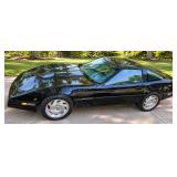 1990 Chevrolet Corvette Coupe PARTS / SALVAGE CAR