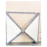 METAL FRAME 25.5 SQUARE 2 PIECES FROSTED GLASS