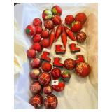 5 CHRISTMAS BOOTS OTHER RED ORNAMENTS