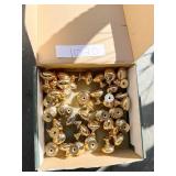 ASSORTED BRASS KNOBS