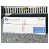 GLACIER BAY VESSEL FAUCET BRUSHED NICKEL 732 838