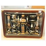 FRAMED NAUTICAL KNOTTS IN CASE 20.5" X 14.5"