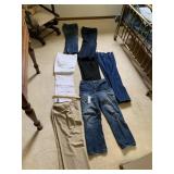 7 PAIRS SIZE 8 CHRISTOPHER & BANKS JEANS WHITE
