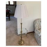 BRASS FLOOR LAMP W/ GLASS TABLE CENTER 55" H X