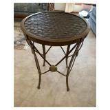 IRON BASE WOVEN DESIGN WOVEN TOP FERN STAND 28" H