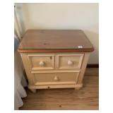 BROYHILL 3 DRAWER SIDE TABLE GLASS TOP 26" HX 26"