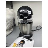 VINCE HANDS FREE JUICER