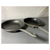 ALL-CLAD 8" FRYING PAN & NO NAMED FRYING PAN