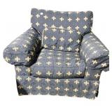 LINDER CHAIR OVERSIZED BLACK WITH GOLD DESIGN