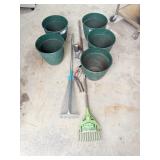 RAKES; PLANTER 12"; PRUNERS