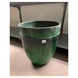 PLANTERS PLASTIC 17" H